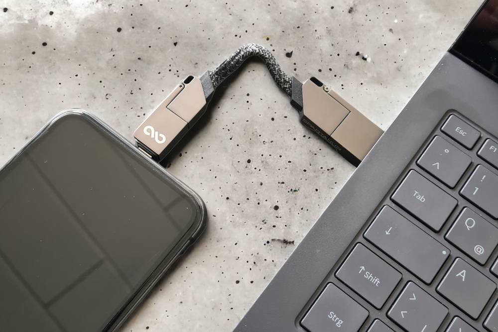 ladekabel_spartahub_pc_smartphone