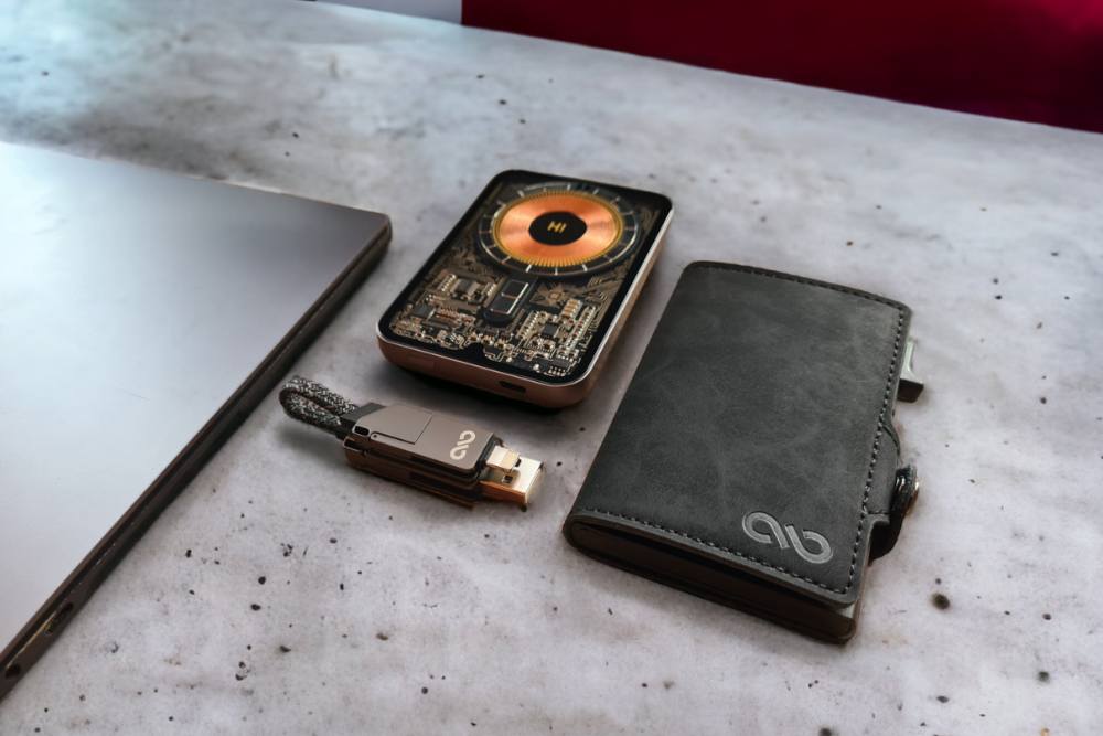 spartahub_ladekabel_Wallet_powerbank_laptop