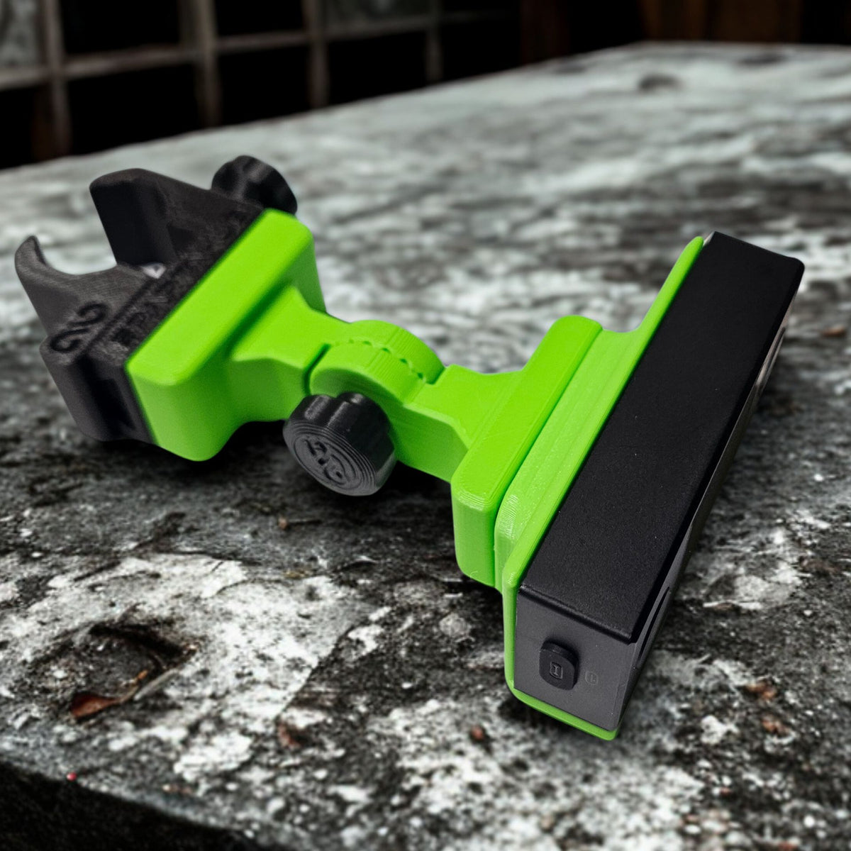 AC Infinity Ionbeam controller mount