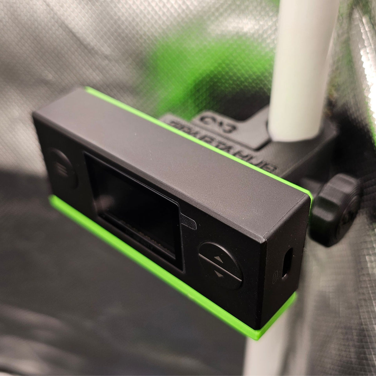 AC Infinity Ionbeam controller mount